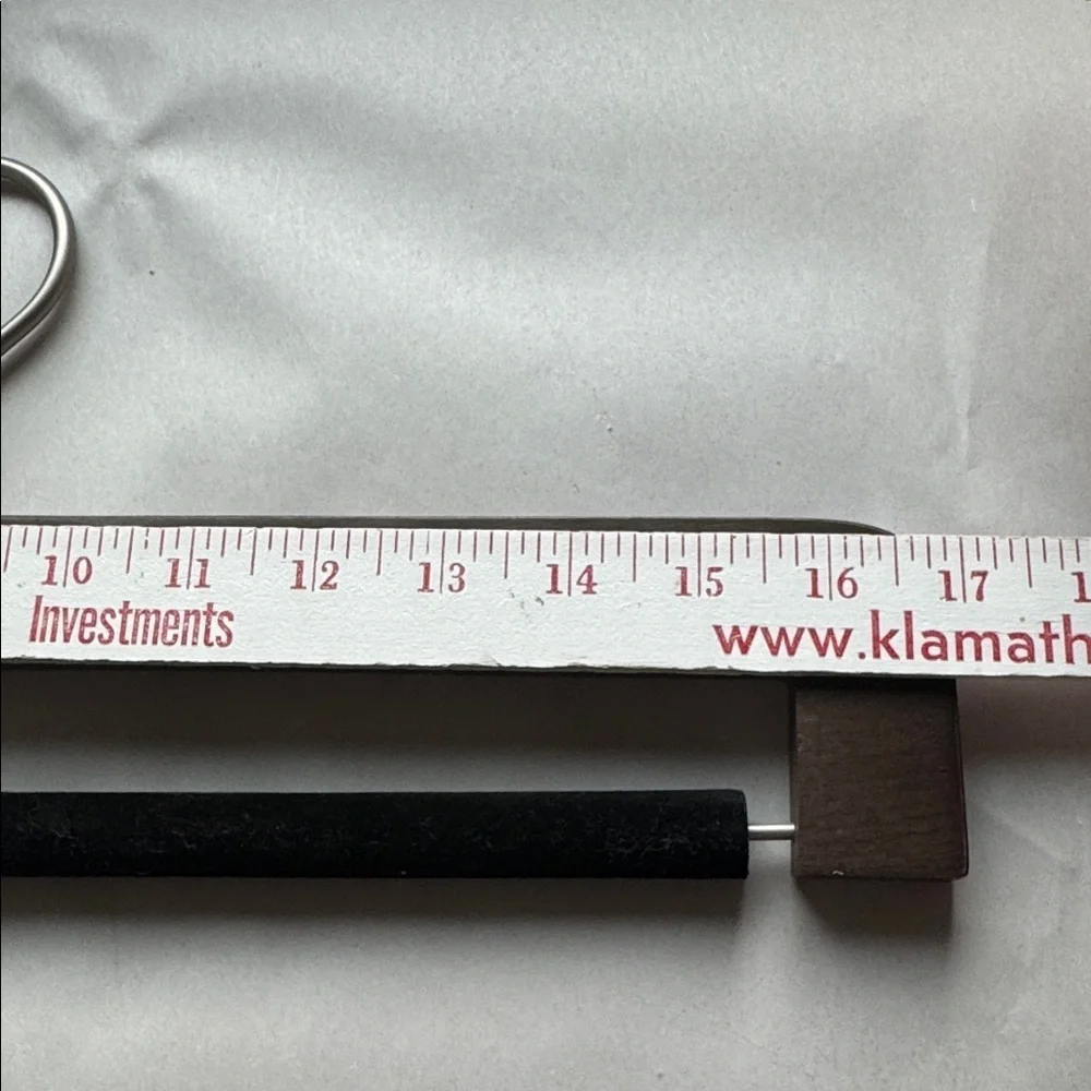 No brand hangers heavy